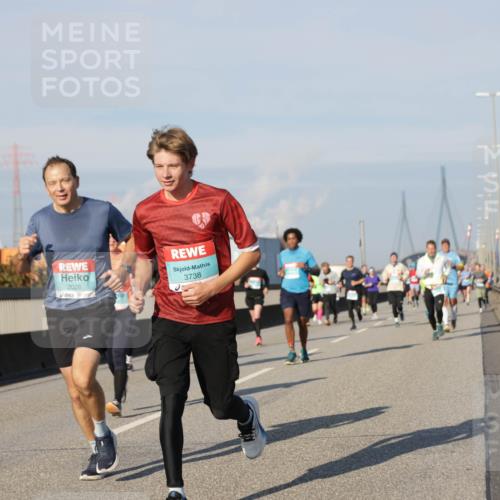 03.10.2025 - Köhlbrandbrückenlauf Jannik Wohlers http://msf.ph/oto/9081081 03.10.2025 09:54:26 Position 3 2026, 3738 meine-sportfotos.de