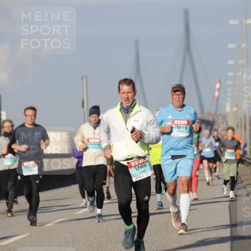 03.10.2025 - Köhlbrandbrückenlauf Jannik Wohlers http://msf.ph/oto/9081132 03.10.2025 09:54:29 Position 3 1286, 1367 meine-sportfotos.de