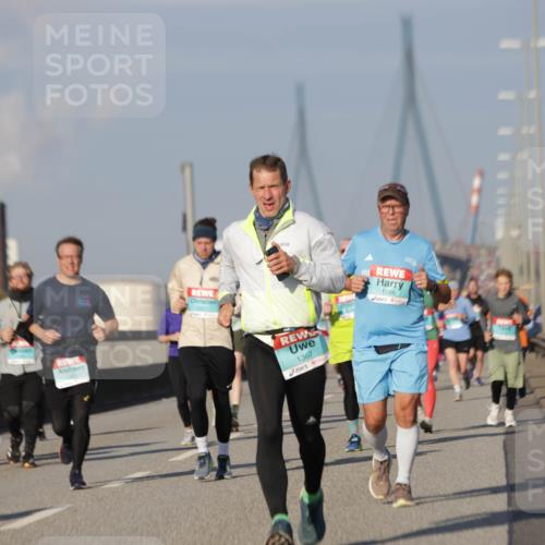 03.10.2025 - Köhlbrandbrückenlauf Jannik Wohlers http://msf.ph/oto/9081141 03.10.2025 09:54:29 Position 3 1367, 1286 meine-sportfotos.de