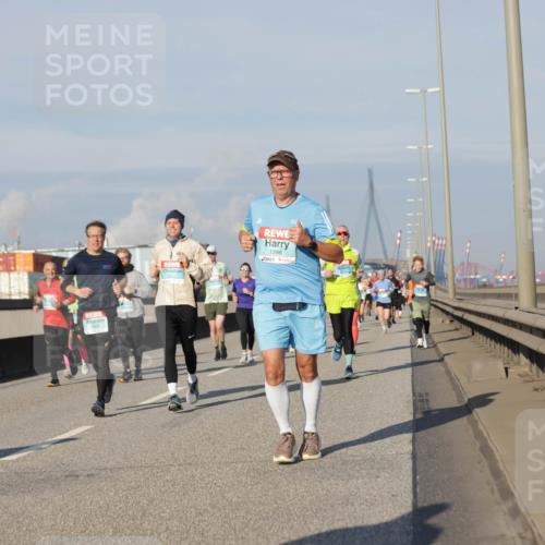 03.10.2025 - Köhlbrandbrückenlauf Jannik Wohlers http://msf.ph/oto/9081327 03.10.2025 09:54:33 Position 3 1286 meine-sportfotos.de