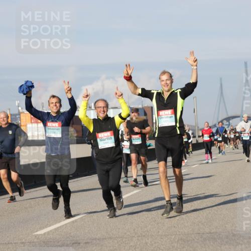 03.10.2025 - Köhlbrandbrückenlauf Jannik Wohlers http://msf.ph/oto/9082048 03.10.2025 09:54:54 Position 3 1558, 1201, 1464 meine-sportfotos.de