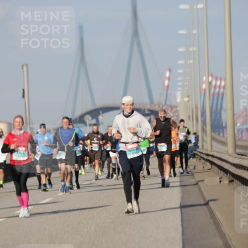 03.10.2025 - Köhlbrandbrückenlauf Jannik Wohlers http://msf.ph/oto/9082089 03.10.2025 09:54:55 Position 3 1544 meine-sportfotos.de