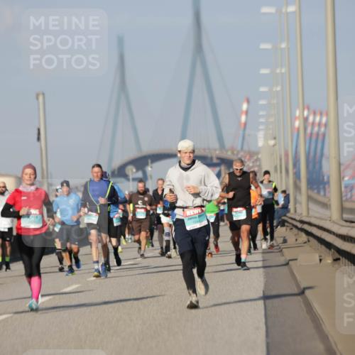 03.10.2025 - Köhlbrandbrückenlauf Jannik Wohlers http://msf.ph/oto/9082107 03.10.2025 09:54:56 Position 3 1544 meine-sportfotos.de