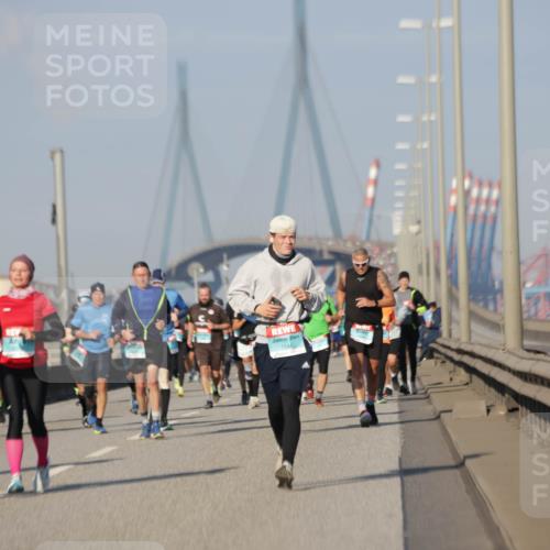 03.10.2025 - Köhlbrandbrückenlauf Jannik Wohlers http://msf.ph/oto/9082133 03.10.2025 09:54:56 Position 3 1544 meine-sportfotos.de
