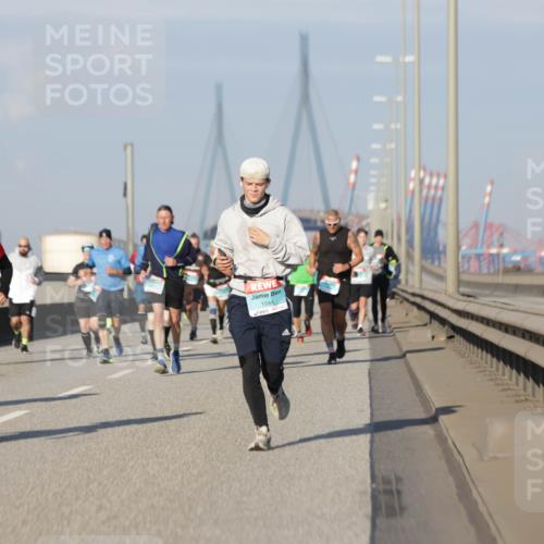 03.10.2025 - Köhlbrandbrückenlauf Jannik Wohlers http://msf.ph/oto/9082254 03.10.2025 09:54:59 Position 3 1544 meine-sportfotos.de