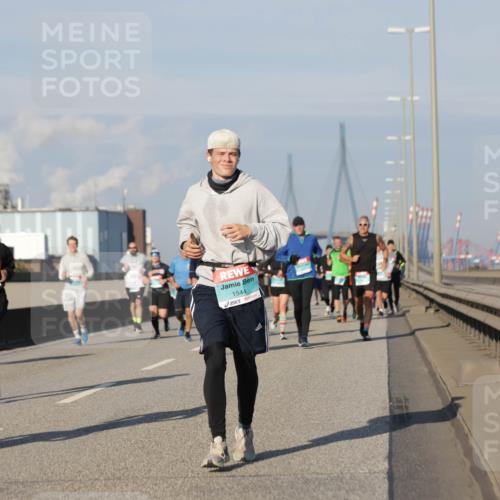 03.10.2025 - Köhlbrandbrückenlauf Jannik Wohlers http://msf.ph/oto/9082327 03.10.2025 09:55:02 Position 3 1544 meine-sportfotos.de