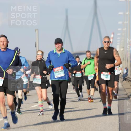 03.10.2025 - Köhlbrandbrückenlauf Jannik Wohlers http://msf.ph/oto/9082377 03.10.2025 09:55:04 Position 3 1307, 1636, 3202 meine-sportfotos.de