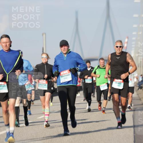 03.10.2025 - Köhlbrandbrückenlauf Jannik Wohlers http://msf.ph/oto/9082398 03.10.2025 09:55:04 Position 3 1307, 1636, 3202 meine-sportfotos.de