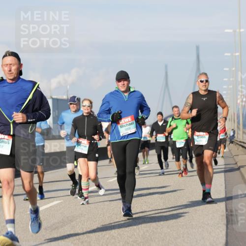 03.10.2025 - Köhlbrandbrückenlauf Jannik Wohlers http://msf.ph/oto/9082436 03.10.2025 09:55:06 Position 3 1307, 3202, 1435 meine-sportfotos.de