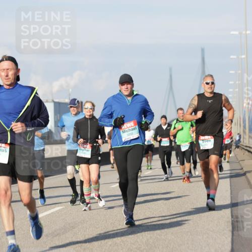 03.10.2025 - Köhlbrandbrückenlauf Jannik Wohlers http://msf.ph/oto/9082439 03.10.2025 09:55:06 Position 3 1207, 3202, 1636, 143 meine-sportfotos.de