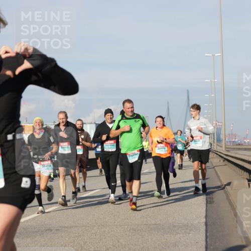03.10.2025 - Köhlbrandbrückenlauf Jannik Wohlers http://msf.ph/oto/9082575 03.10.2025 09:55:12 Position 3 1636, 3321 meine-sportfotos.de
