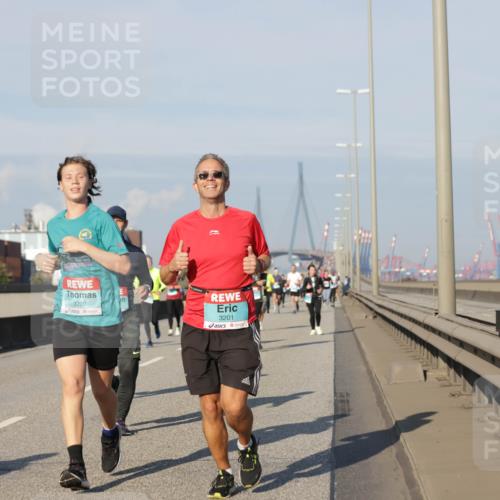 03.10.2025 - Köhlbrandbrückenlauf Jannik Wohlers http://msf.ph/oto/9082806 03.10.2025 09:55:21 Position 3 3200, 3201 meine-sportfotos.de