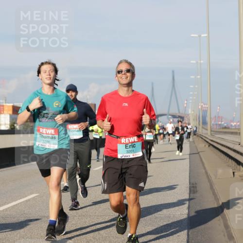 03.10.2025 - Köhlbrandbrückenlauf Jannik Wohlers http://msf.ph/oto/9082833 03.10.2025 09:55:21 Position 3 3200, 1605, 3201 meine-sportfotos.de