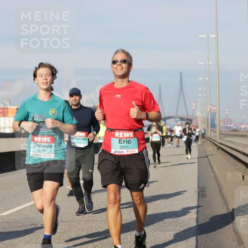 03.10.2025 - Köhlbrandbrückenlauf Jannik Wohlers http://msf.ph/oto/9082844 03.10.2025 09:55:21 Position 3 3200, 1605, 3201 meine-sportfotos.de