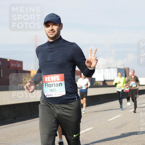 03.10.2025 - Köhlbrandbrückenlauf Jannik Wohlers http://msf.ph/oto/9082893 03.10.2025 09:55:23 Position 3 1605 meine-sportfotos.de