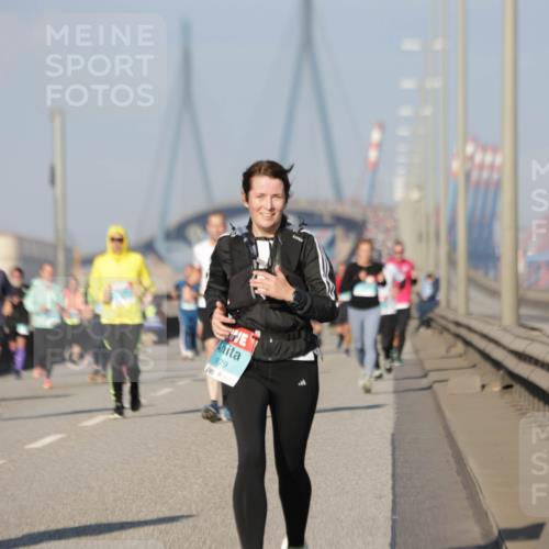 03.10.2025 - Köhlbrandbrückenlauf Jannik Wohlers http://msf.ph/oto/9082974 03.10.2025 09:55:27 Position 3 1679 meine-sportfotos.de