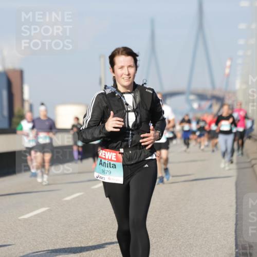 03.10.2025 - Köhlbrandbrückenlauf Jannik Wohlers http://msf.ph/oto/9082995 03.10.2025 09:55:29 Position 3 1679 meine-sportfotos.de