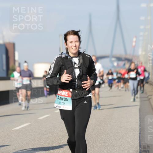 03.10.2025 - Köhlbrandbrückenlauf Jannik Wohlers http://msf.ph/oto/9083000 03.10.2025 09:55:29 Position 3 1679 meine-sportfotos.de