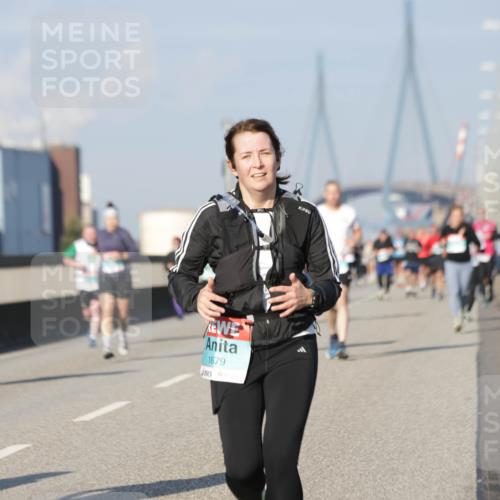 03.10.2025 - Köhlbrandbrückenlauf Jannik Wohlers http://msf.ph/oto/9083015 03.10.2025 09:55:29 Position 3 1679 meine-sportfotos.de