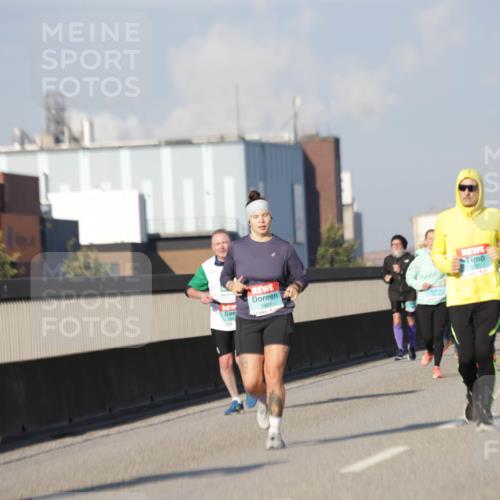 03.10.2025 - Köhlbrandbrückenlauf Jannik Wohlers http://msf.ph/oto/9083117 03.10.2025 09:55:32 Position 3 1801 meine-sportfotos.de
