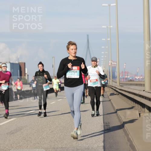 03.10.2025 - Köhlbrandbrückenlauf Jannik Wohlers http://msf.ph/oto/9083210 03.10.2025 09:55:40 Position 3 3711 meine-sportfotos.de