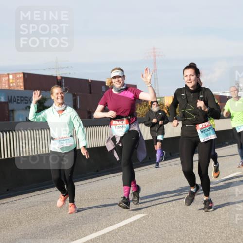 03.10.2025 - Köhlbrandbrückenlauf Jannik Wohlers http://msf.ph/oto/9083300 03.10.2025 09:55:43 Position 3 3717, 1568, 2939 meine-sportfotos.de