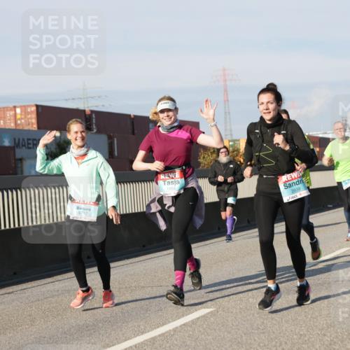 03.10.2025 - Köhlbrandbrückenlauf Jannik Wohlers http://msf.ph/oto/9083309 03.10.2025 09:55:44 Position 3 3717, 1568, 2939 meine-sportfotos.de