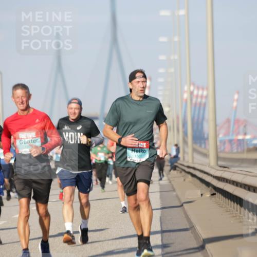 03.10.2025 - Köhlbrandbrückenlauf Jannik Wohlers http://msf.ph/oto/9083386 03.10.2025 09:55:47 Position 3 103, 1501 meine-sportfotos.de