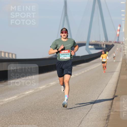 03.10.2025 - Köhlbrandbrückenlauf Lena Gebhardt http://msf.ph/oto/9096204 03.10.2025 09:33:02 Position 2 1008 meine-sportfotos.de