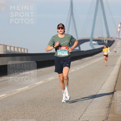 03.10.2025 - Köhlbrandbrückenlauf Lena Gebhardt http://msf.ph/oto/9096256 03.10.2025 09:33:03 Position 2 1008 meine-sportfotos.de