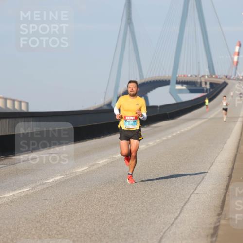 03.10.2025 - Köhlbrandbrückenlauf Lena Gebhardt http://msf.ph/oto/9096523 03.10.2025 09:33:12 Position 2  meine-sportfotos.de