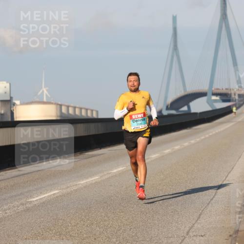 03.10.2025 - Köhlbrandbrückenlauf Lena Gebhardt http://msf.ph/oto/9096633 03.10.2025 09:33:15 Position 2 3590 meine-sportfotos.de