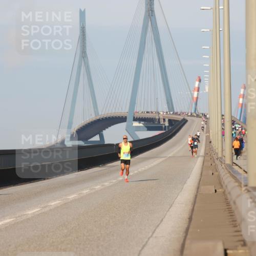 03.10.2025 - Köhlbrandbrückenlauf Lena Gebhardt http://msf.ph/oto/9097502 03.10.2025 09:33:52 Position 2  meine-sportfotos.de