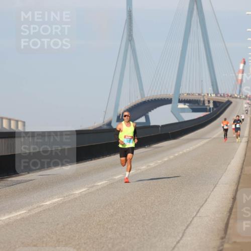 03.10.2025 - Köhlbrandbrückenlauf Lena Gebhardt http://msf.ph/oto/9097669 03.10.2025 09:33:58 Position 2  meine-sportfotos.de