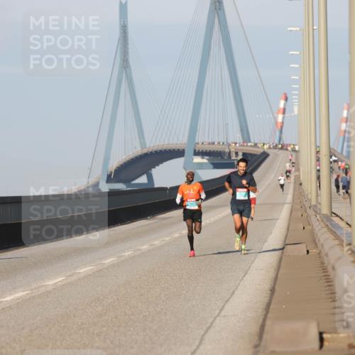03.10.2025 - Köhlbrandbrückenlauf Lena Gebhardt http://msf.ph/oto/9098145 03.10.2025 09:34:16 Position 2  meine-sportfotos.de