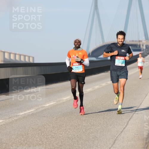 03.10.2025 - Köhlbrandbrückenlauf Lena Gebhardt http://msf.ph/oto/9098247 03.10.2025 09:34:23 Position 2  meine-sportfotos.de