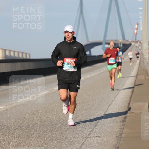 03.10.2025 - Köhlbrandbrückenlauf Lena Gebhardt http://msf.ph/oto/9099327 03.10.2025 09:35:27 Position 2 1062 meine-sportfotos.de