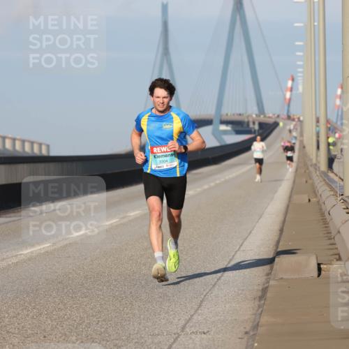 03.10.2025 - Köhlbrandbrückenlauf Lena Gebhardt http://msf.ph/oto/9099717 03.10.2025 09:35:35 Position 2 3304 meine-sportfotos.de