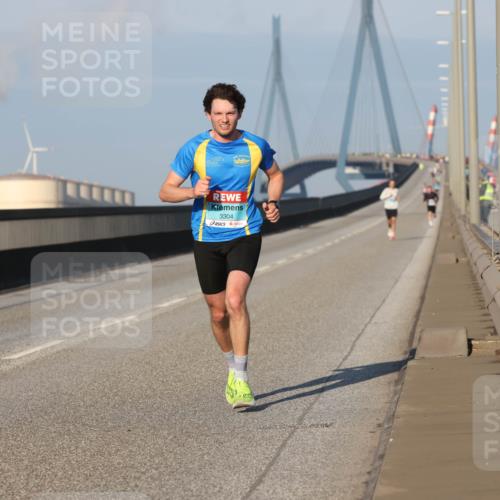 03.10.2025 - Köhlbrandbrückenlauf Lena Gebhardt http://msf.ph/oto/9099789 03.10.2025 09:35:36 Position 2 3304 meine-sportfotos.de