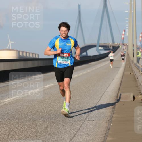 03.10.2025 - Köhlbrandbrückenlauf Lena Gebhardt http://msf.ph/oto/9099808 03.10.2025 09:35:36 Position 2 3304 meine-sportfotos.de