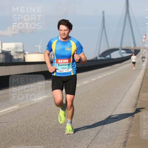 03.10.2025 - Köhlbrandbrückenlauf Lena Gebhardt http://msf.ph/oto/9099876 03.10.2025 09:35:37 Position 2 3304 meine-sportfotos.de