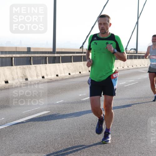 03.10.2025 - Köhlbrandbrückenlauf Strokosch-Dieckow http://msf.ph/oto/9100155 03.10.2025 09:18:17 Position 1  meine-sportfotos.de