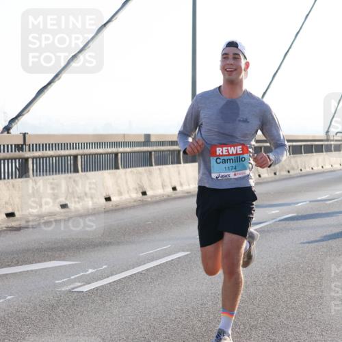 03.10.2025 - Köhlbrandbrückenlauf Strokosch-Dieckow http://msf.ph/oto/9100515 03.10.2025 09:18:52 Position 1 1017, 1174 meine-sportfotos.de