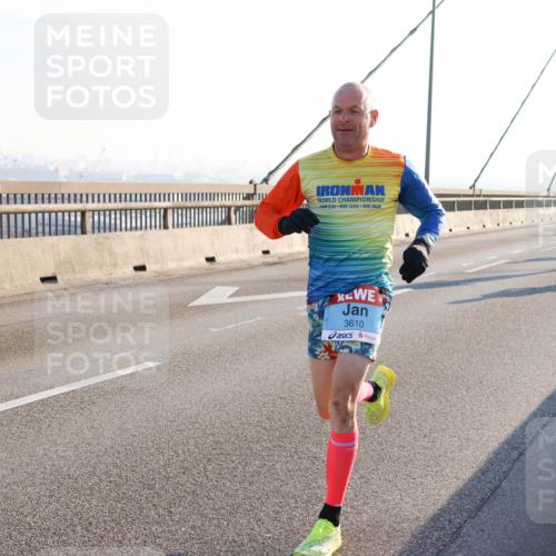 03.10.2025 - Köhlbrandbrückenlauf Strokosch-Dieckow http://msf.ph/oto/9100723 03.10.2025 09:19:47 Position 1 2, 4, 112, 26, 2, 3610 meine-sportfotos.de