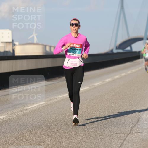 03.10.2025 - Köhlbrandbrückenlauf Lena Gebhardt http://msf.ph/oto/9100865 03.10.2025 09:36:22 Position 2 3203 meine-sportfotos.de