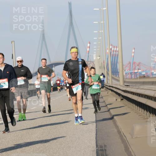 03.10.2025 - Köhlbrandbrückenlauf Jannik Wohlers http://msf.ph/oto/9101081 03.10.2025 09:48:49 Position 3 9 meine-sportfotos.de