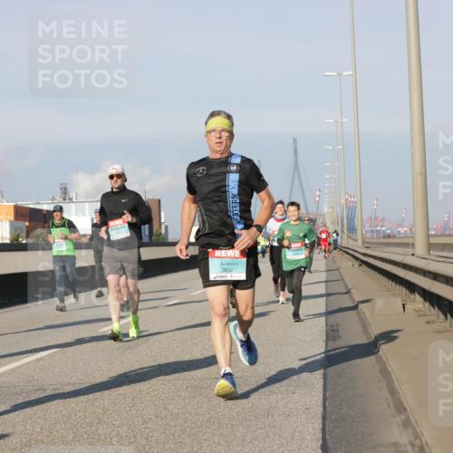 03.10.2025 - Köhlbrandbrückenlauf Jannik Wohlers http://msf.ph/oto/9101241 03.10.2025 09:48:54 Position 3 12, 3832 meine-sportfotos.de