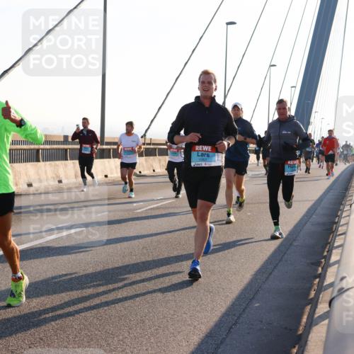 03.10.2025 - Köhlbrandbrückenlauf Strokosch-Dieckow http://msf.ph/oto/9101513 03.10.2025 09:21:35 Position 1 1079, 1067 meine-sportfotos.de