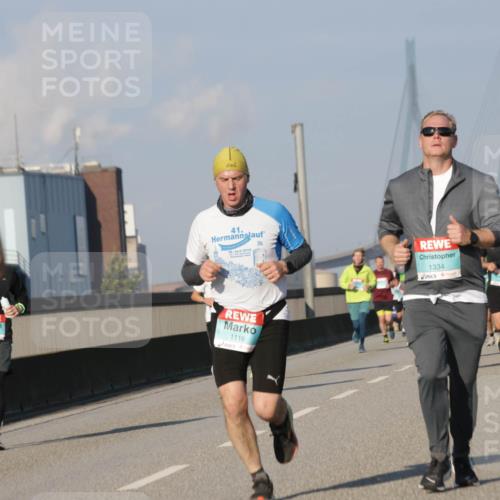 03.10.2025 - Köhlbrandbrückenlauf Jannik Wohlers http://msf.ph/oto/9101526 03.10.2025 09:49:01 Position 3 41, 1116, 2, 1334 meine-sportfotos.de