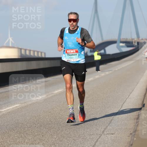 03.10.2025 - Köhlbrandbrückenlauf Lena Gebhardt http://msf.ph/oto/9101546 03.10.2025 09:36:40 Position 2 1041 meine-sportfotos.de